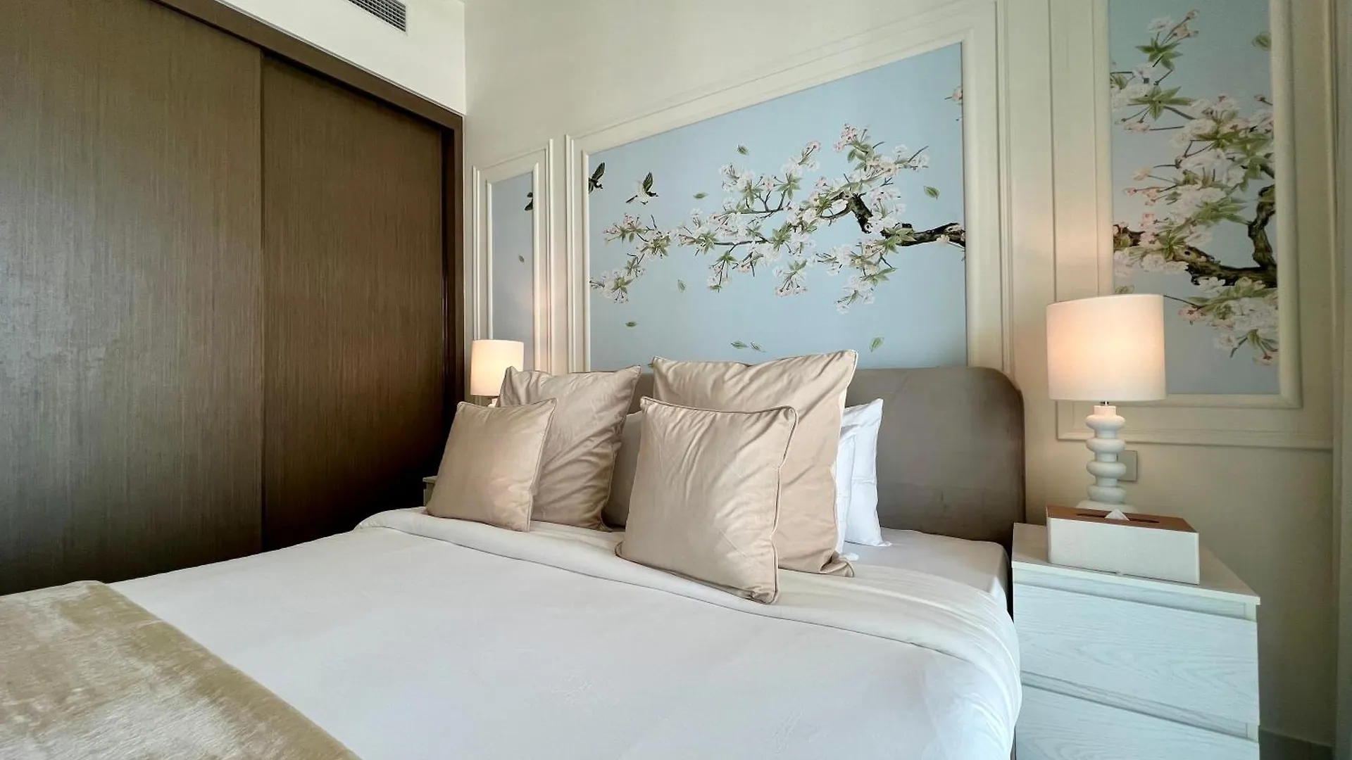 Maison Privee - Waterfront Living With Unparalleled Sea & Palm Vws Dubai 0*,  United Arab Emirates